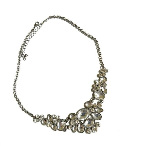 Rhinestone statement necklace - Picture 5 of 7